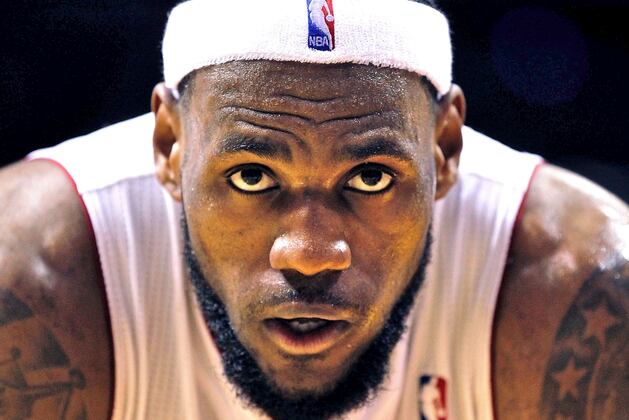 Comparing LeBron James to Michael Jordan Through Their First 10 Seasons