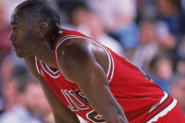 Michael Jordan: Top 5 Playoff Game Winning Shots from His Airness