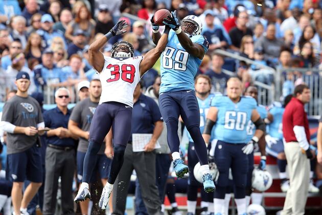 6 Moves the Titans Can Make to Free Up Cap Space