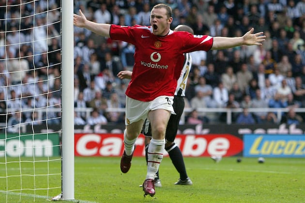 Amazing Goal Videos: 6 Great Manchester United Volleys