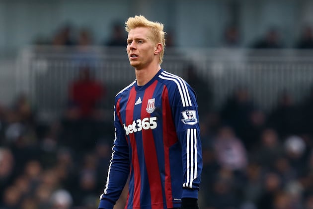 Americans Abroad Wrap: Brek Shea Makes Debut for Stoke City