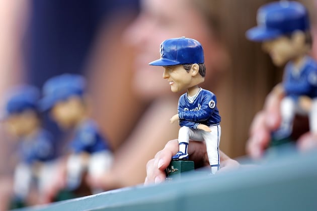 Fun Fan Giveaway Ideas for the 2013 MLB Season