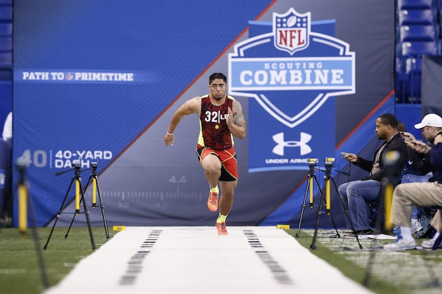 What Are the Experts Saying About Manti Te'o's Combine Performance?