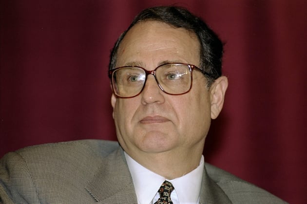 5 Worst Decisions of Jerry Reinsdorf's Chicago Bulls Era