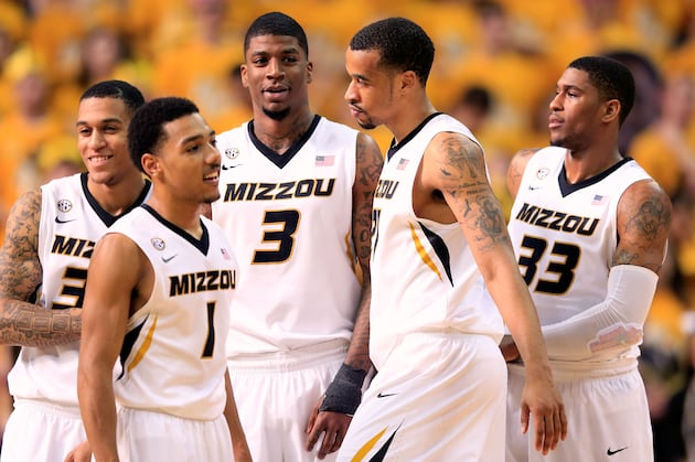 8 Unranked College Basketball Teams Looming Large as March Madness Approaches