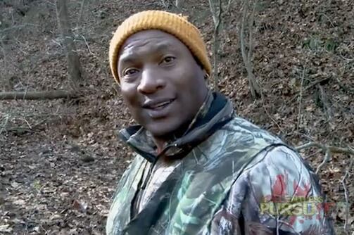20 Athletes Who Love to Hunt