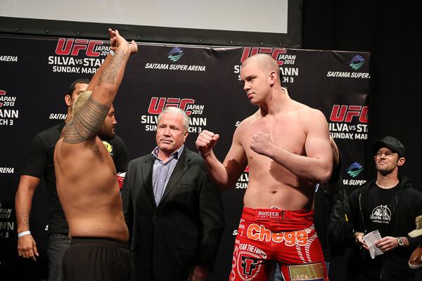 UFC on Fuel 8: Round-by-Round Recap for Mark Hunt vs. Stefan Struve
