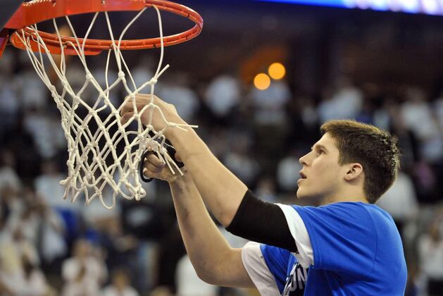 Bracketology: Mid-Major Teams with Realistic Sweet 16 Dreams