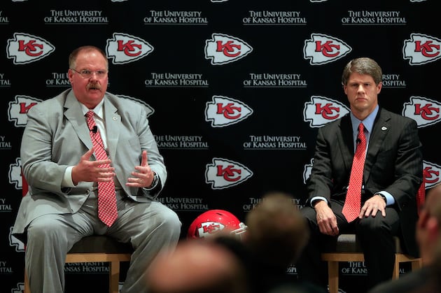 What Are Experts Saying the Chiefs Should Do with the No. 1 Overall Pick?