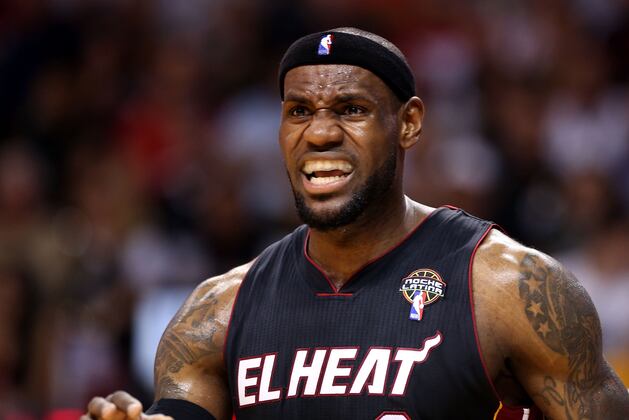 Athletes We Hope Never Quit Twitter