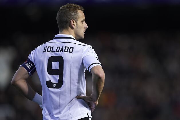 Tottenham Transfer Rumours: 5 Big-Name Summer Targets