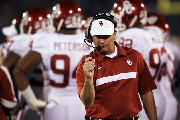 How Much Money Do College Football's Best Coaches Make Per Hour?