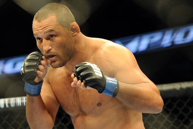 Best Fighters to Never Wear UFC Gold