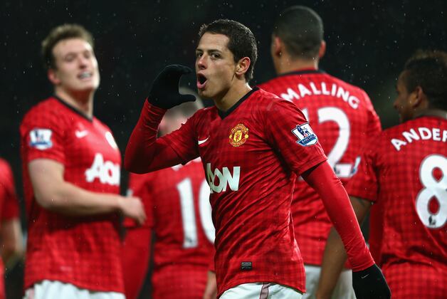 World Football Gossip Roundup: Javier Hernandez, Jose Mourinho, Frank De Boer