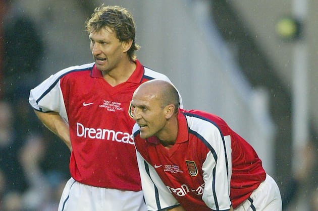 The 6 Most Bruising Defenders in Arsenal History