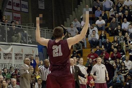 20 Athletes Caught on Camera Flipping the Bird