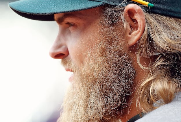 21 Athletes Who TOTALLY Aren't Trying to Get Attention