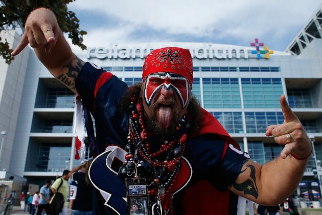 50 Pictures of Fans Being Terrifying