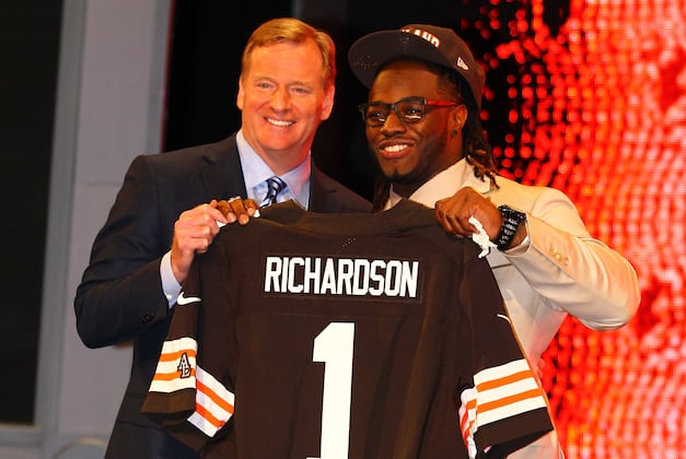 Pros and Cons of Potential Cleveland Browns 1st-Round Draft Prospects
