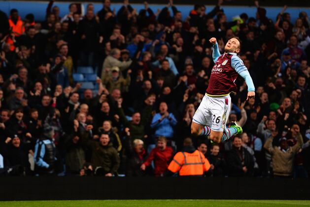 11 Footballers Who Deserve a Transfer to a Bigger Club