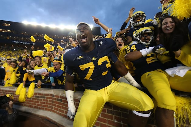 Michigan Football: 4 Reasons the Big House Is the Best College Football Stadium
