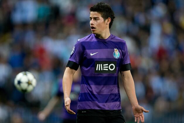 Manchester United: 5 Transfers Who Could Bring Some Creativity to Their Midfield