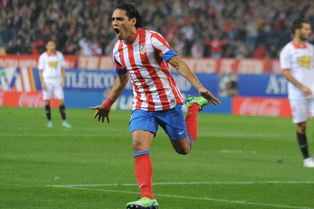 Chelsea Transfer Rumours: Pros and Cons of Signing Radamel Falcao