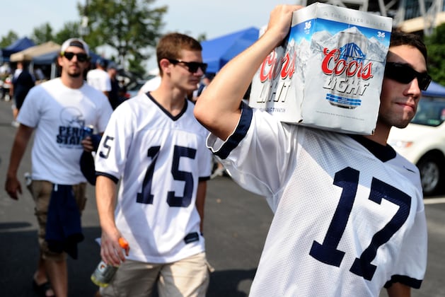 Power Ranking the Best Tailgating Scenes in the Big Ten