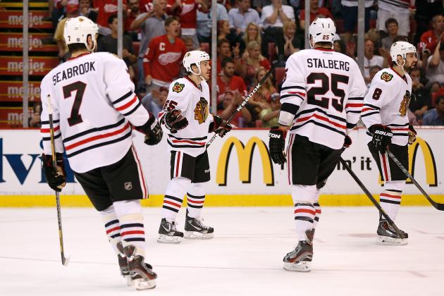 Blackhawks vs. Red Wings: Do's and Don'ts for Chicago to Follow in Game 4