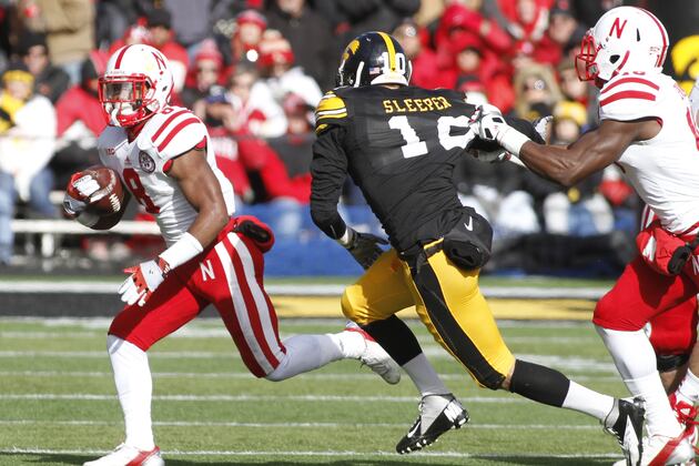 Power Ranking the 50 Best College Football Players West of the Mississippi