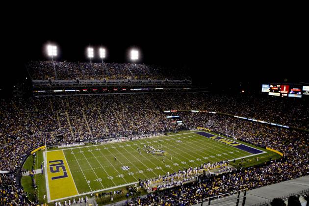 10 Best College Football Stadiums for Night Games