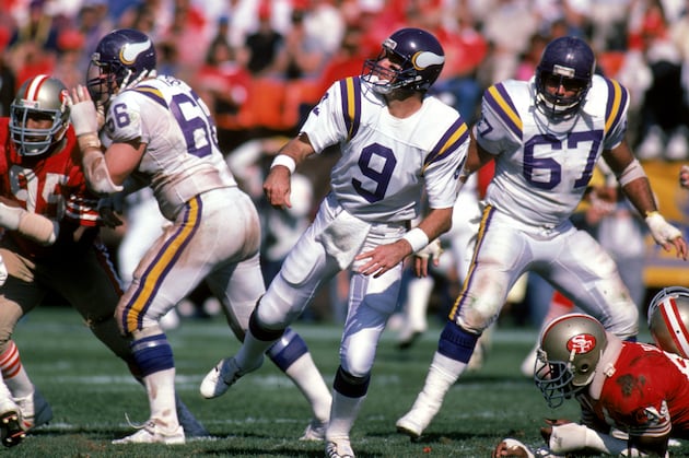 Power Ranking the 5 Greatest Centers in Vikings History
