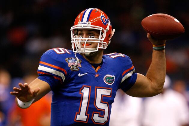 Tim Tebow and the 14 Greatest Left-Handed CFB Quarterbacks of All Time