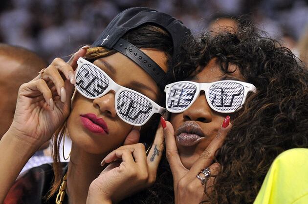 Celebrities Who Are a Fan of Every Team
