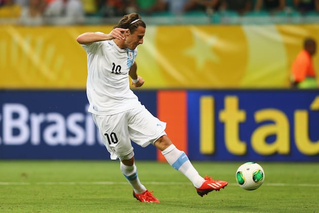 Rating Both Sets of Players in Uruguay vs. Nigeria Confederations Cup Match