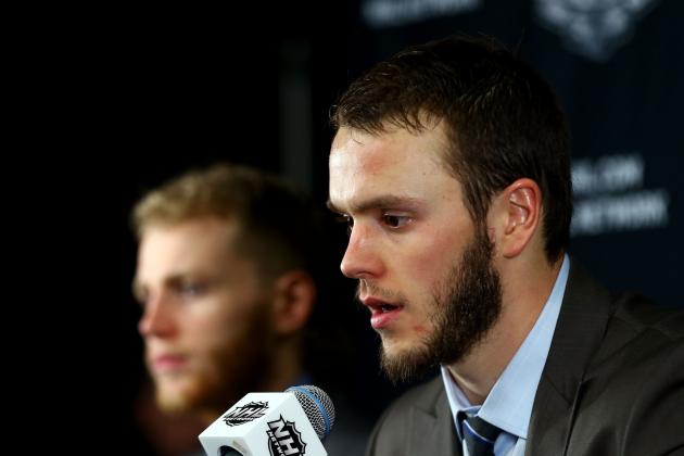 Chicago Blackhawks: Who Suits Up If Jonathan Toews Misses Game 6?