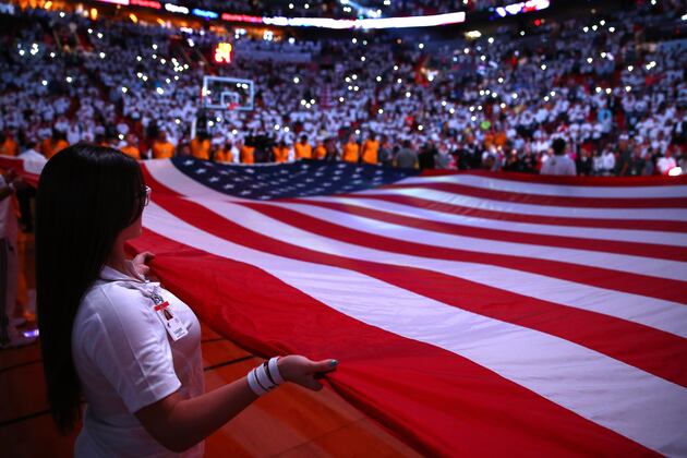 50 Awesomely Patriotic Sports Pictures