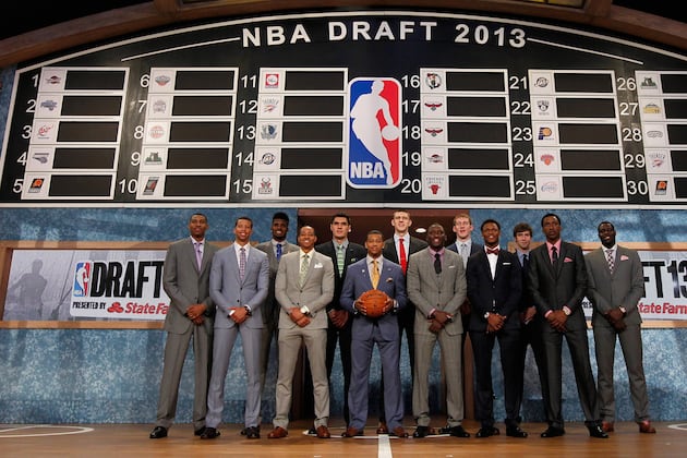 50 Amazing Pictures of NBA Superstars on Draft Day