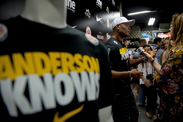UFC 162 Silva vs. Weidman: How Each Fighter in the Main Card Is Expected to Win