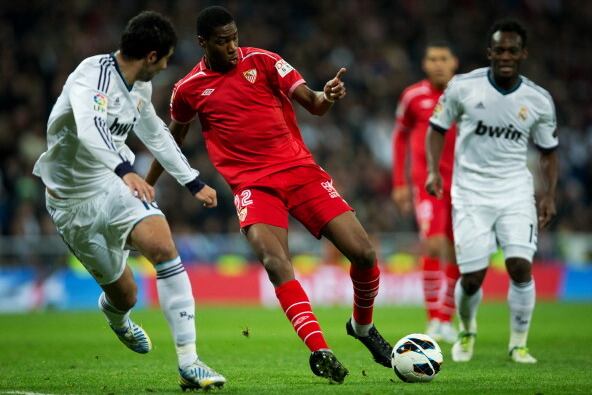 Scouting Rumored Chelsea Target Geoffrey Kondogbia