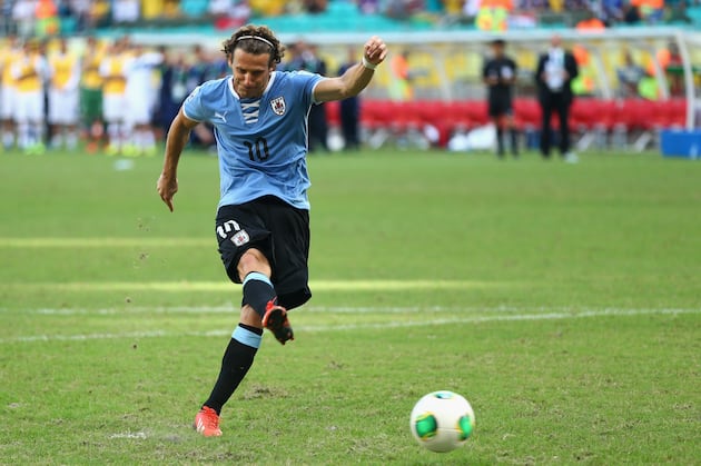 Diego Forlan and 5 Aging Strikers Who'll Still Be Threats at the World Cup