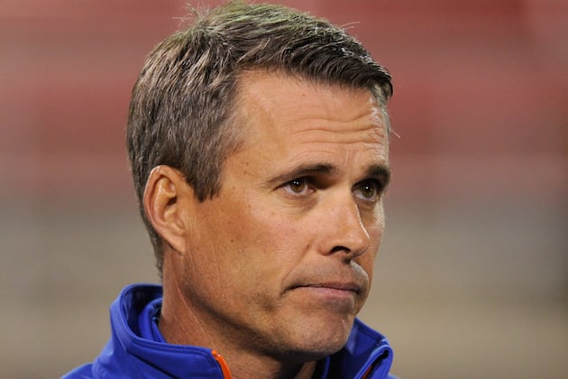 8 College Football Powerhouses That Would Love Chris Petersen as Their HC