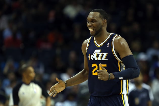 Charlotte Bobcats: Pros and Cons of Al Jefferson's Huge Deal