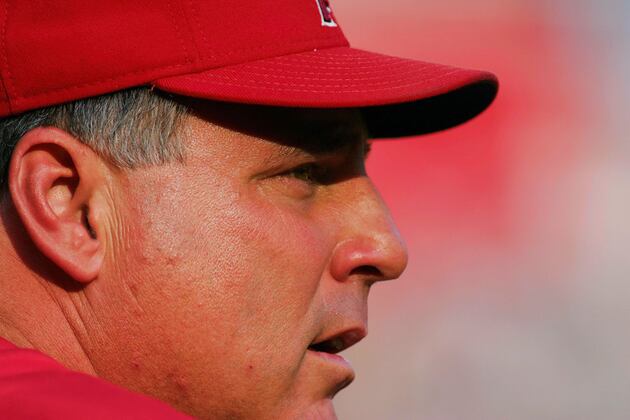 Odds of Every Hot-Seat Manager Keeping His Job All Season Long