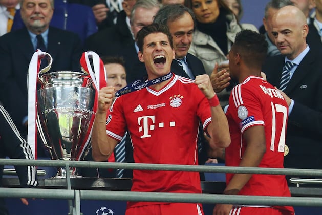 Summer Transfer Window Gossip: Mario Gomez, David Villa, Luis Suarez