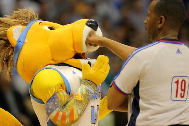 12 Videos of Mascots Getting Destroyed