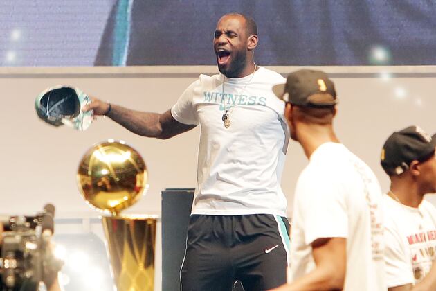 Why LeBron James Will Stay with Miami Heat After 2014 Offseason