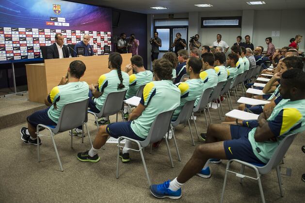 Barcelona: Who Are the Candidates to Replace Tito Vilanova as Manager?