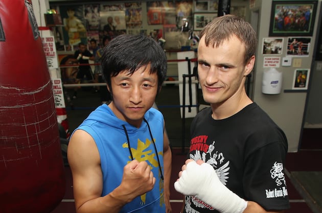 Evgeny Gradovich vs. Mauricio Munoz: Preview and Prediction for Title Fight