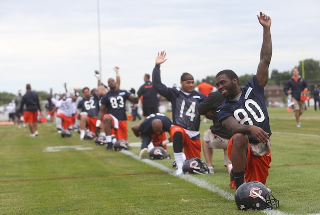 Bears Stock Watch: Which Players Are Rising and Falling Through 2 Weeks of Camp